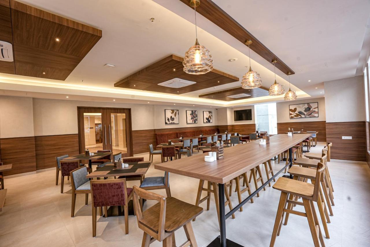 Hotel The Sulit Whitefield Bengaluru Zewnętrze zdjęcie