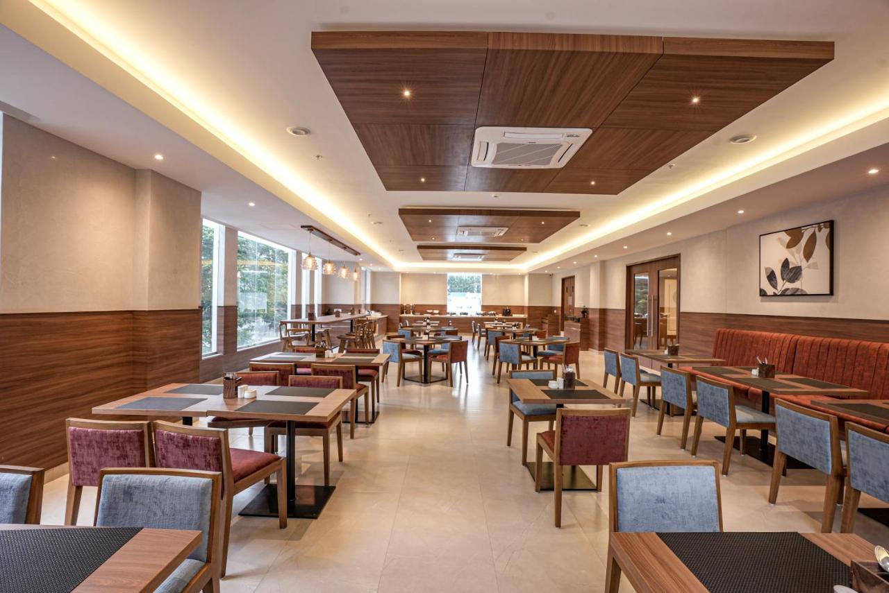 Hotel The Sulit Whitefield Bengaluru Zewnętrze zdjęcie